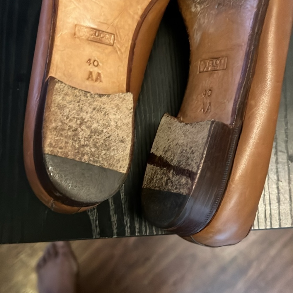 Gucci Brown Leather Tassel Loafers - Picture 9 of 13